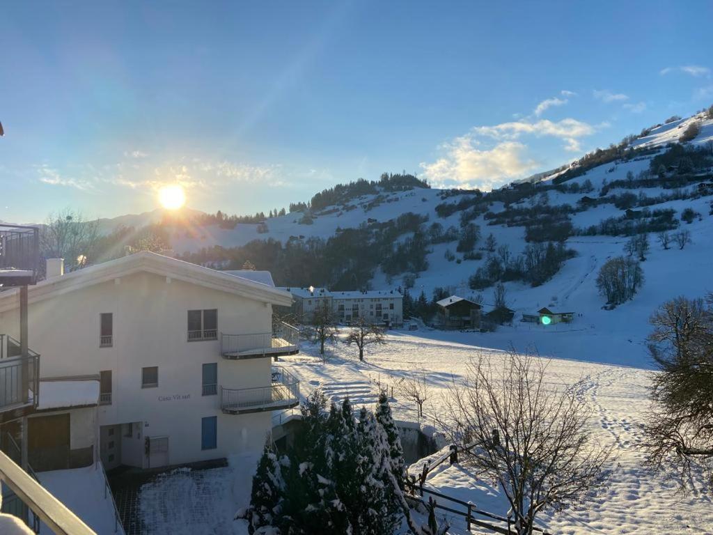 Dachwohnung In Der Mitte Von Laax-Dorf Exteriör bild