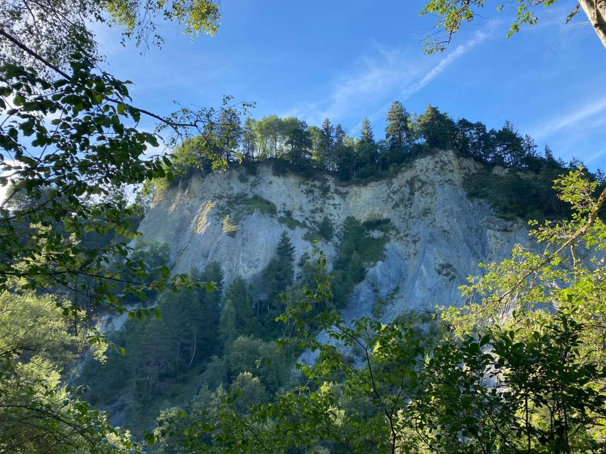 Dachwohnung In Der Mitte Von Laax-Dorf Exteriör bild